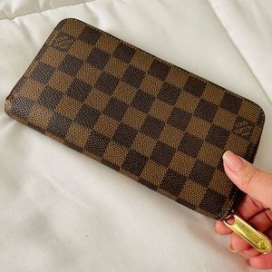 💕Sale Authentic Loius Vuitton Wallet💕